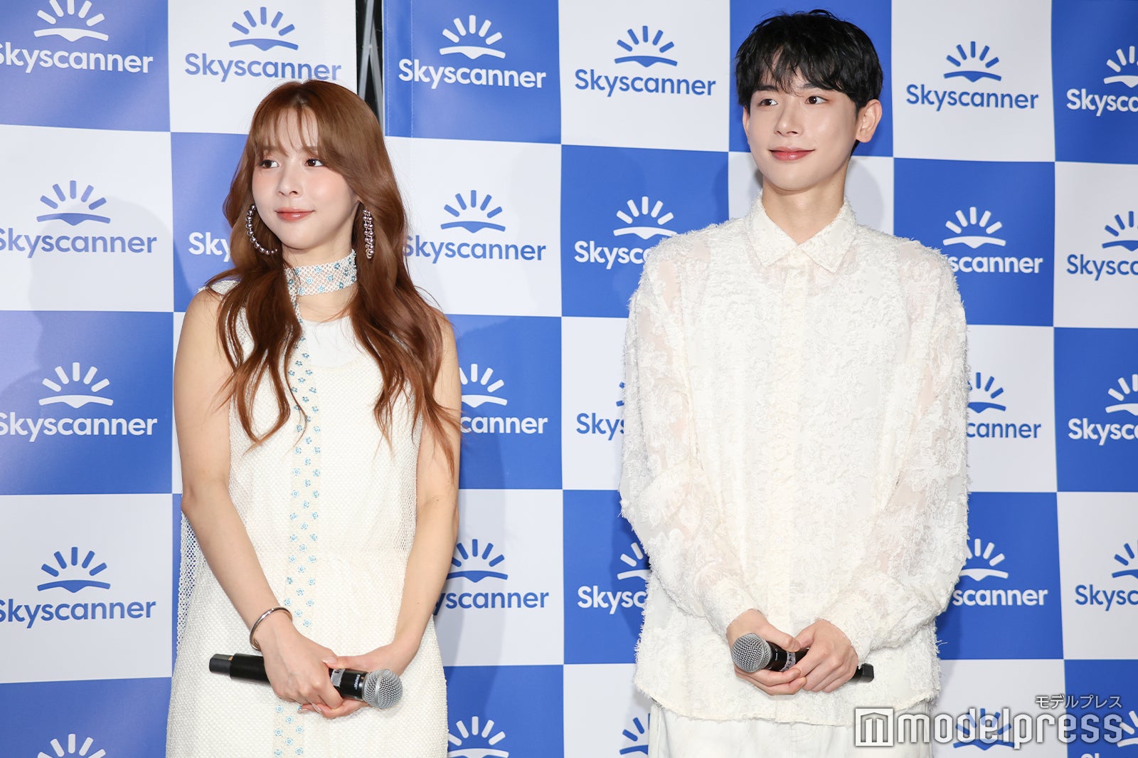 （左から）ミチ、よしあき（C）モデルプレス