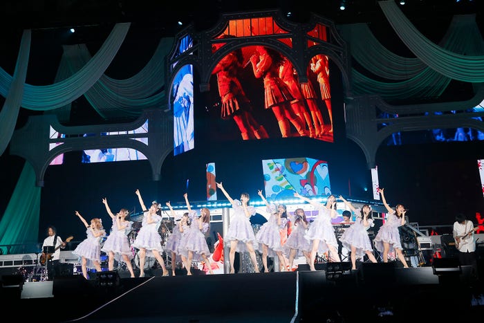 「=LOVE 5th ANNIVERSARY PREMIUM CONCERT」昼公演の様子(提供写真)