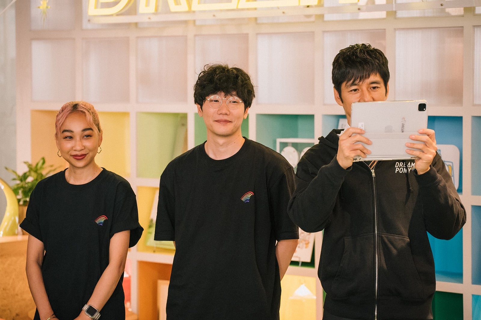 青山テルマ、前原滉、西島秀俊／「ユニコーンに乗って」第6話より（C）TBS