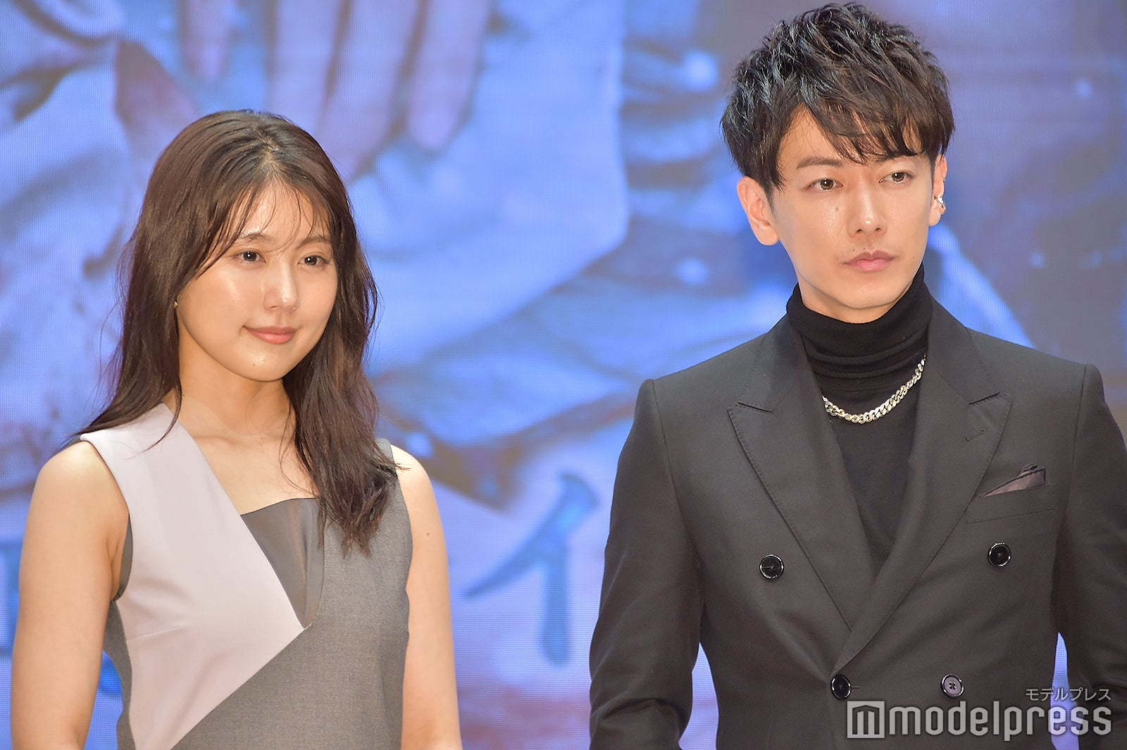 佐藤健、有村架純（C）モデルプレス