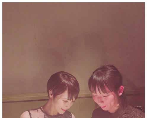 吉岡里帆、ほろ酔い姿に「可愛すぎる」の声 清川あさみと女子会ショット