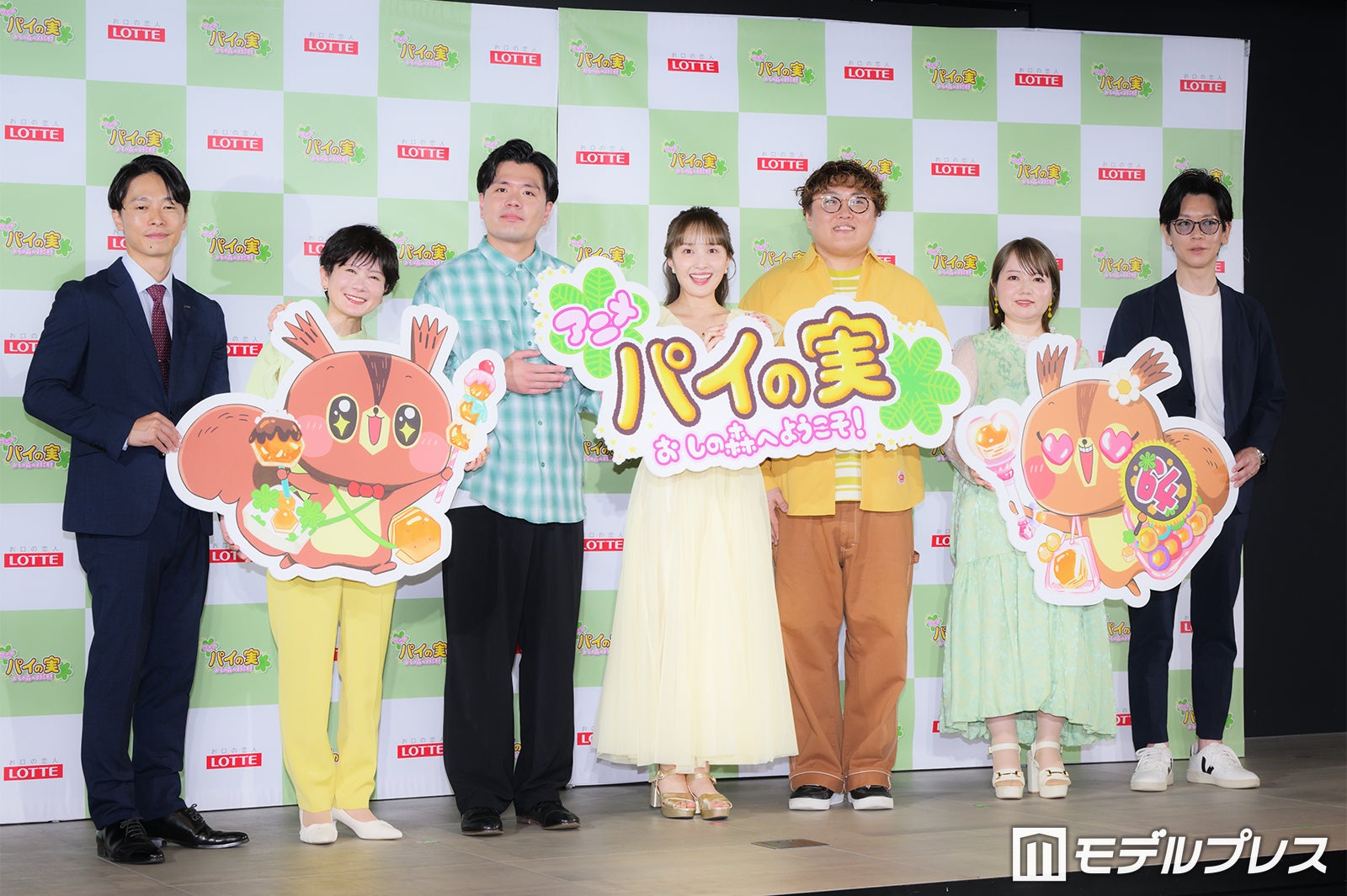 久保田祐揮氏、小林由美子、阪本匠伍、百田夏菜子、中谷祐太、引坂理絵、まんきゅう監督（C）モデルプレス