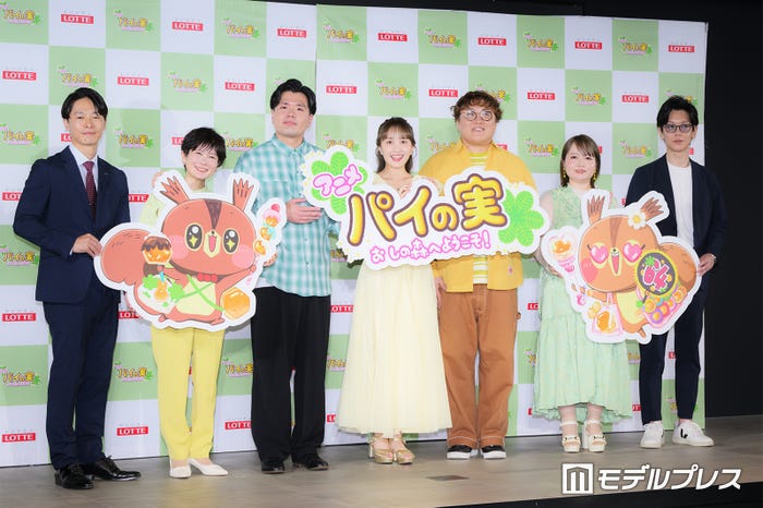 久保田祐揮氏、小林由美子、阪本匠伍、百田夏菜子、中谷祐太、引坂理絵、まんきゅう監督(C)モデルプレス