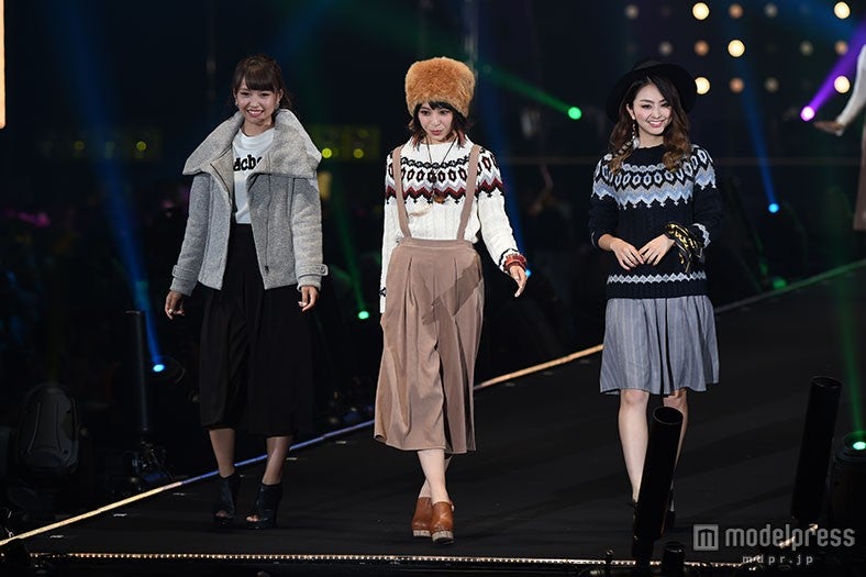 「goodday young」にSUPER GiRLSのメンバーが登場／（左から）志村理佳、田中美麗、荒井玲良