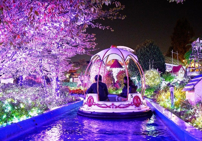 大阪ひらパーのイルミイベント「光の遊園地」音と光の魔法にかかる