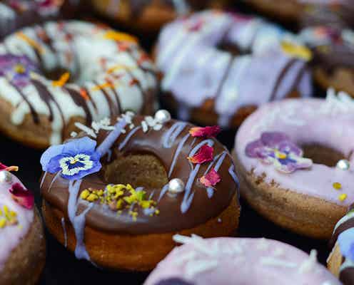 高円寺の花カフェ「グムグム」の「お花のドー ナツ」が乙女心くすぐる可愛さ!