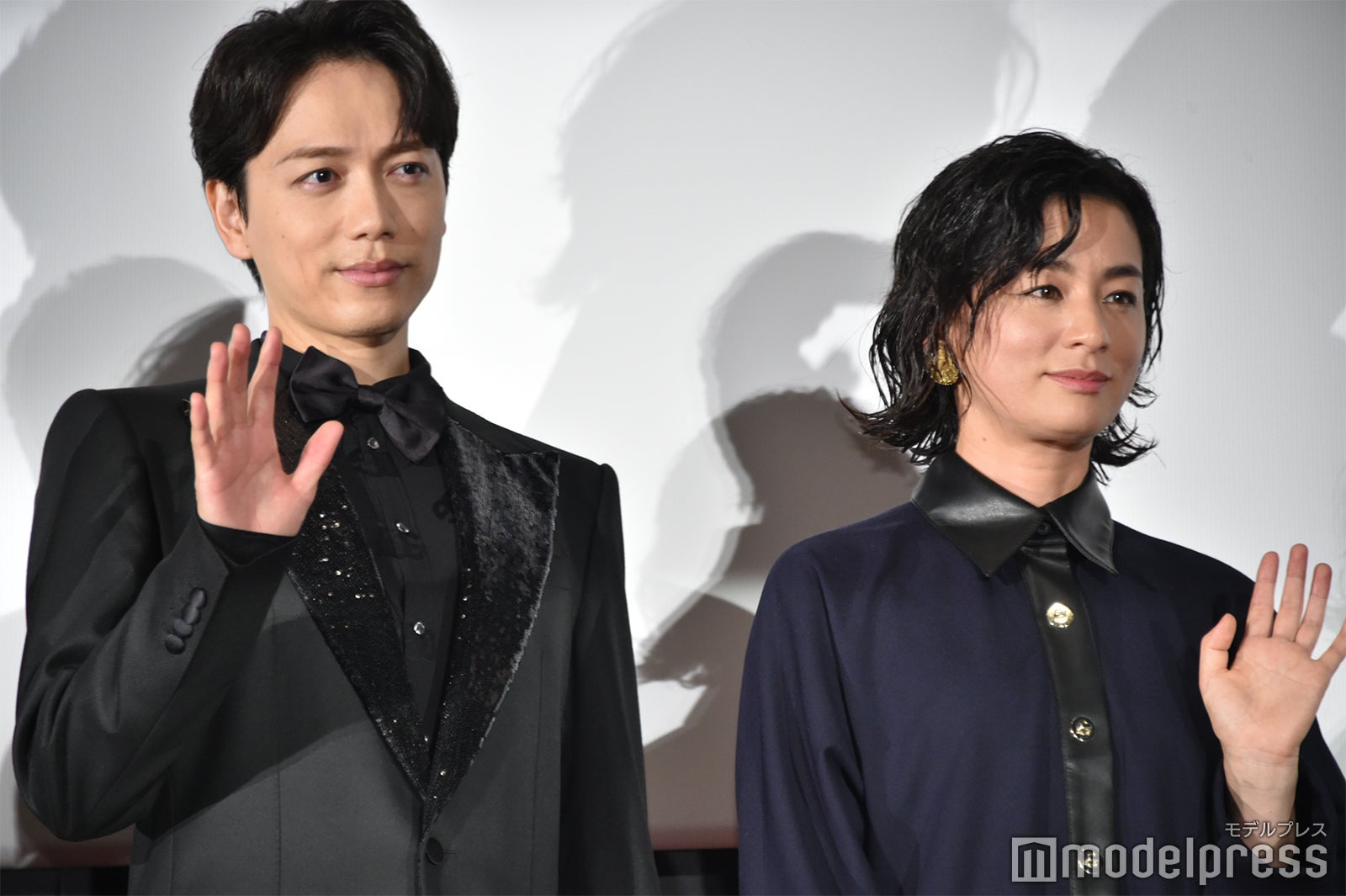 山崎育三郎、尾野真千子（C）モデルプレス