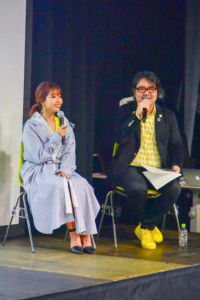 Aya(左)(写真提供:所属事務所)