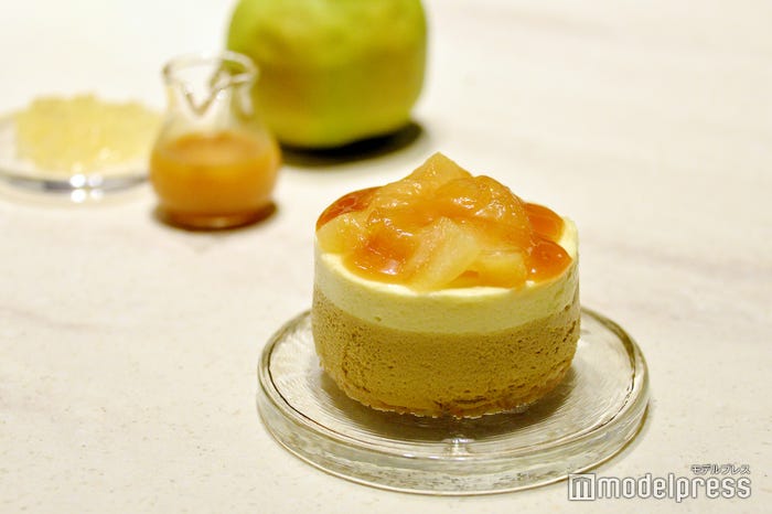 洋なしとキャラメルの紅茶ケーキ(C)モデルプレス