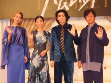 貴重すぎる指輪を公開！市川染五郎 祖父・松本白鸚から「直接いただいた」親子三代で挑む「ハムレット」に意気込み