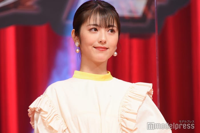 浜辺美波(C)モデルプレス