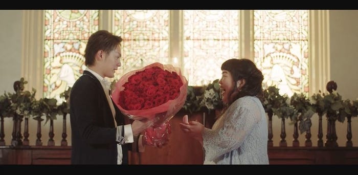 ゆりやんレトリィバァ主演MV「花束を君だけに~Brightness standard~」より/提供写真