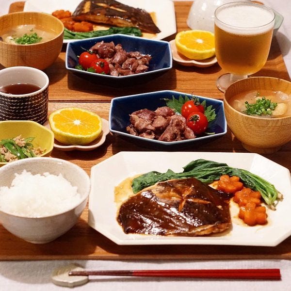 カレイの煮付けに合う献立15選 魚料理にぴったりな美味しい副菜をご紹介 モデルプレス カレイの煮付けに合う献立15選 魚料理にぴったりな美味しい副菜をご紹介 モデルプレス
