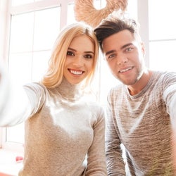 彼氏を喜ばせる 男が思う彼女にしてほしいこと とは モデルプレス