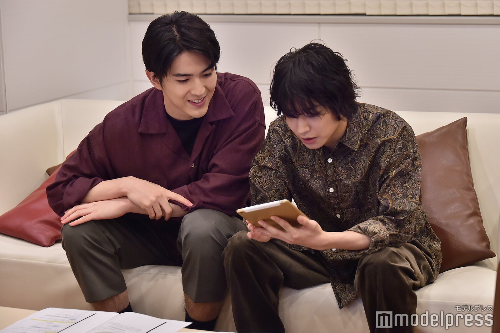 ファンからのコメントを見る甲斐翔真＆松岡広大（C）モデルプレス