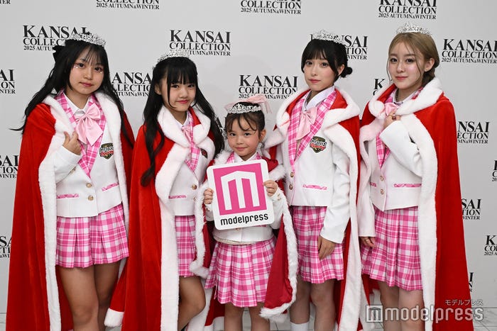 「GAKUSEI RUNWAY」グランプリ受賞者たち5人(C)モデルプレス