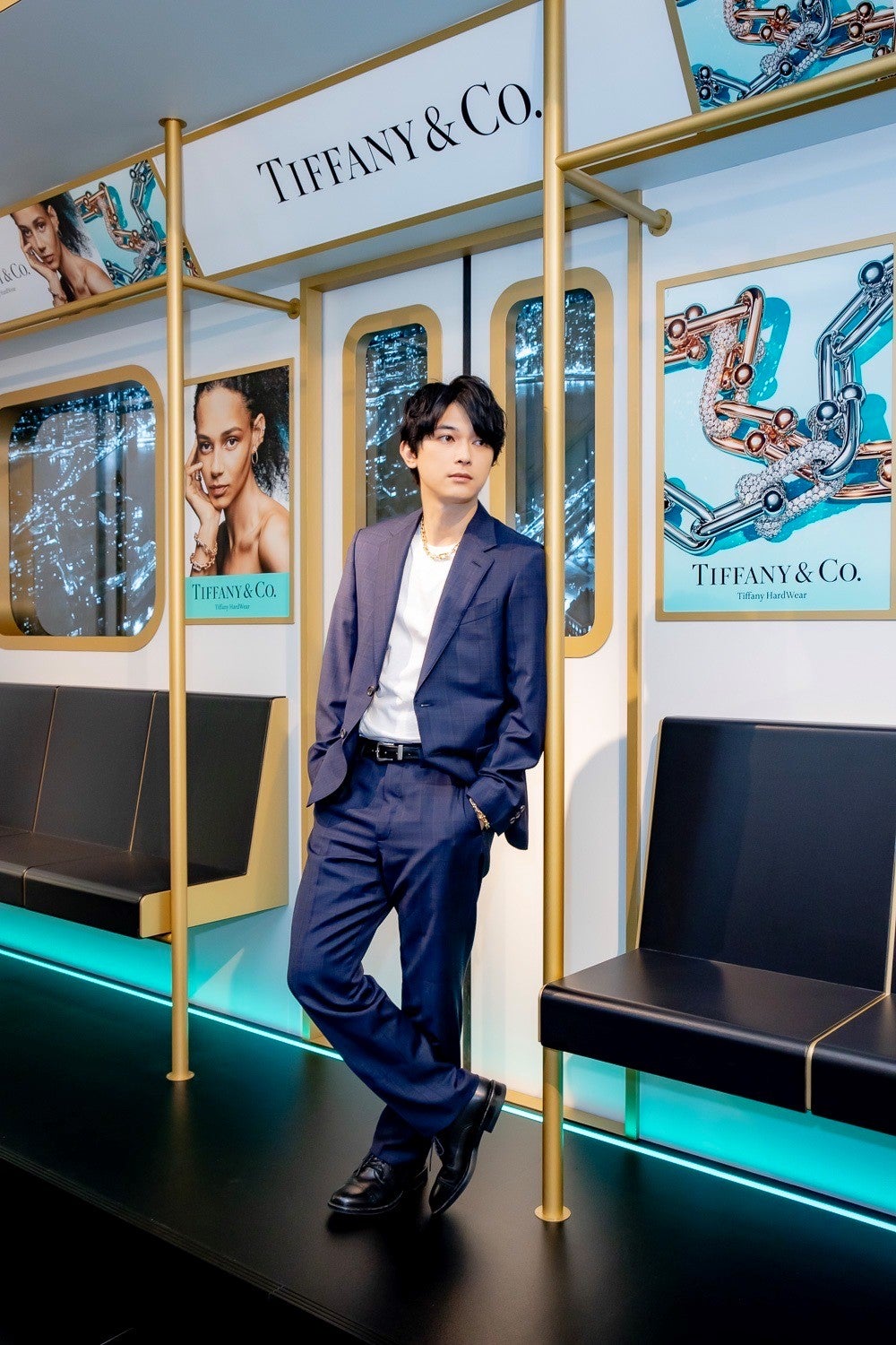 俳優・吉沢亮がまとう、新たなティファニーの魅力 | WWD JAPAN.COM