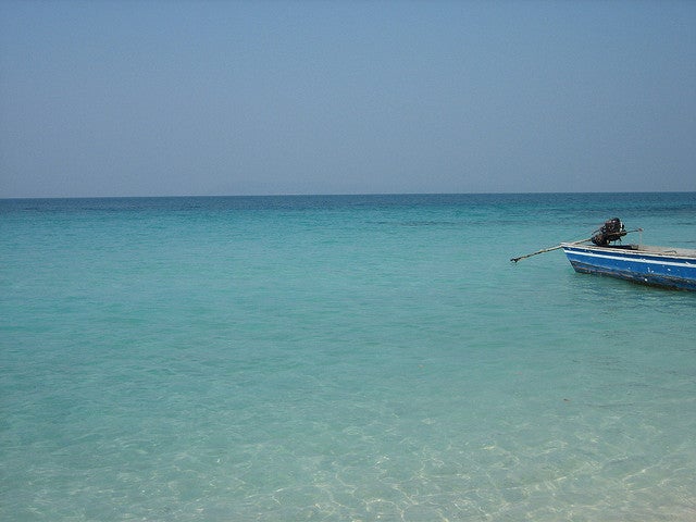 Koh Larn Island by girolame