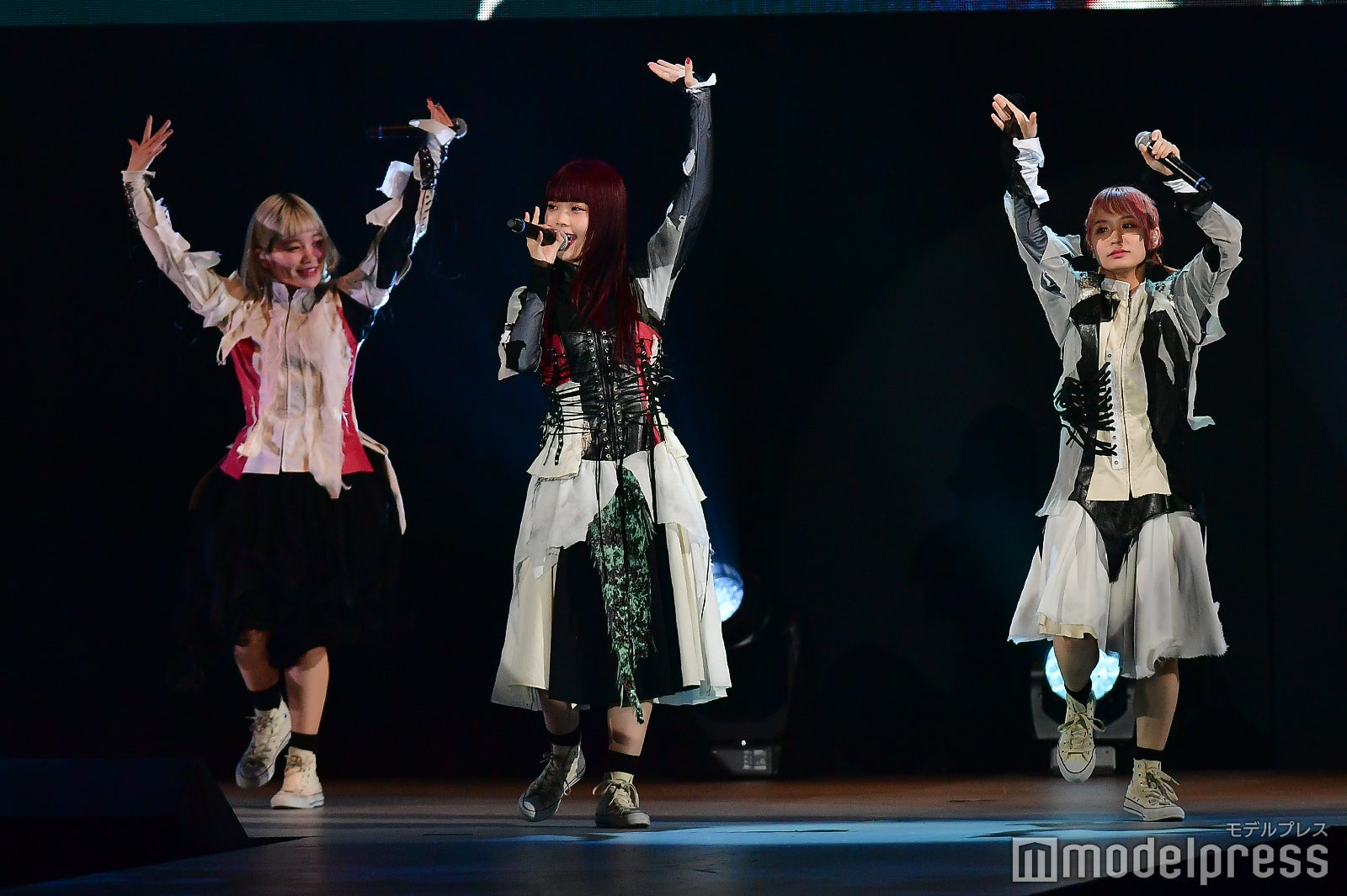 BiSH（C）モデルプレス