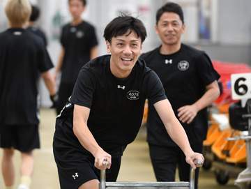 【ボート】大村G1 中野次郎が6コースから3着「うれしい。超うれしい」と上機嫌