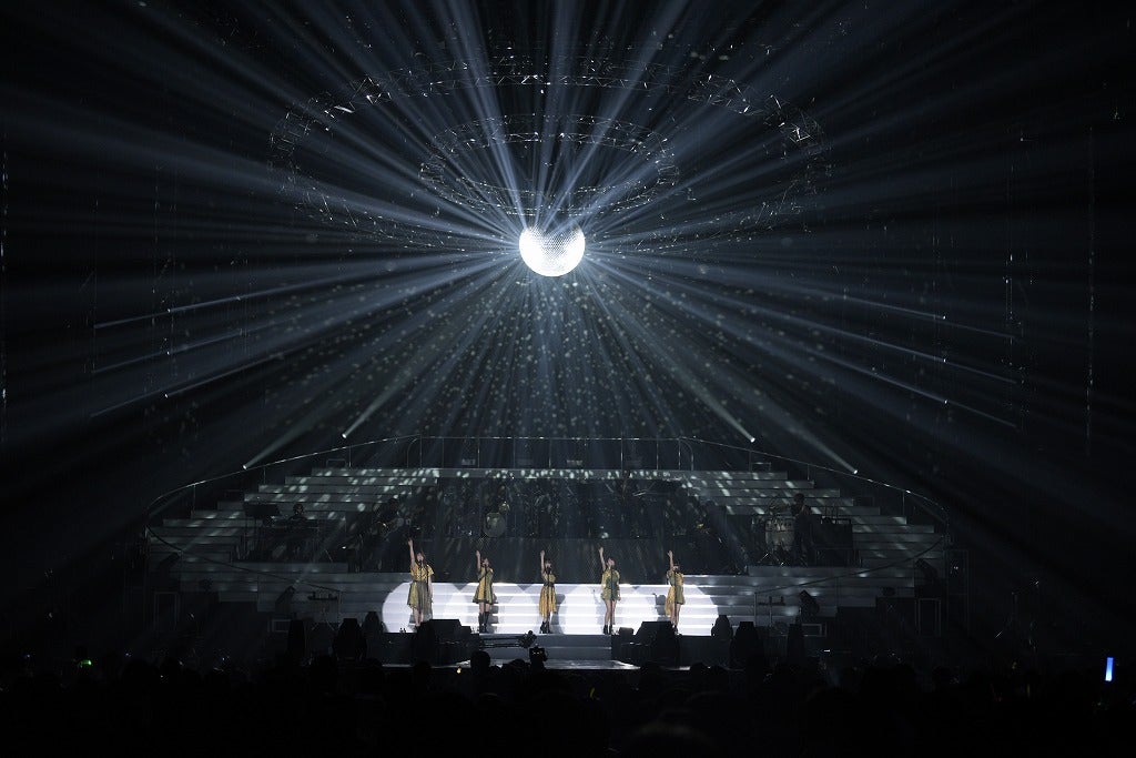 Little Glee Monster「Little Glee Monster Arena Tour 2018 -juice！！！！！-」横浜公演より（提供画像）