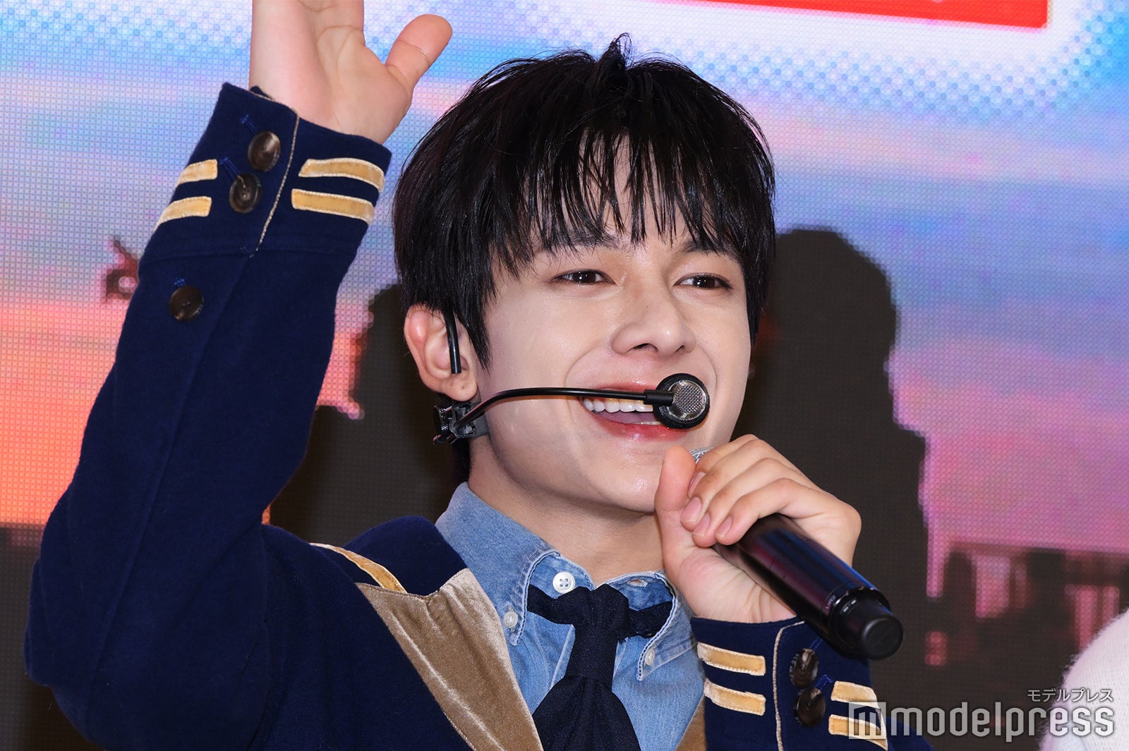 ターン（C）モデルプレス