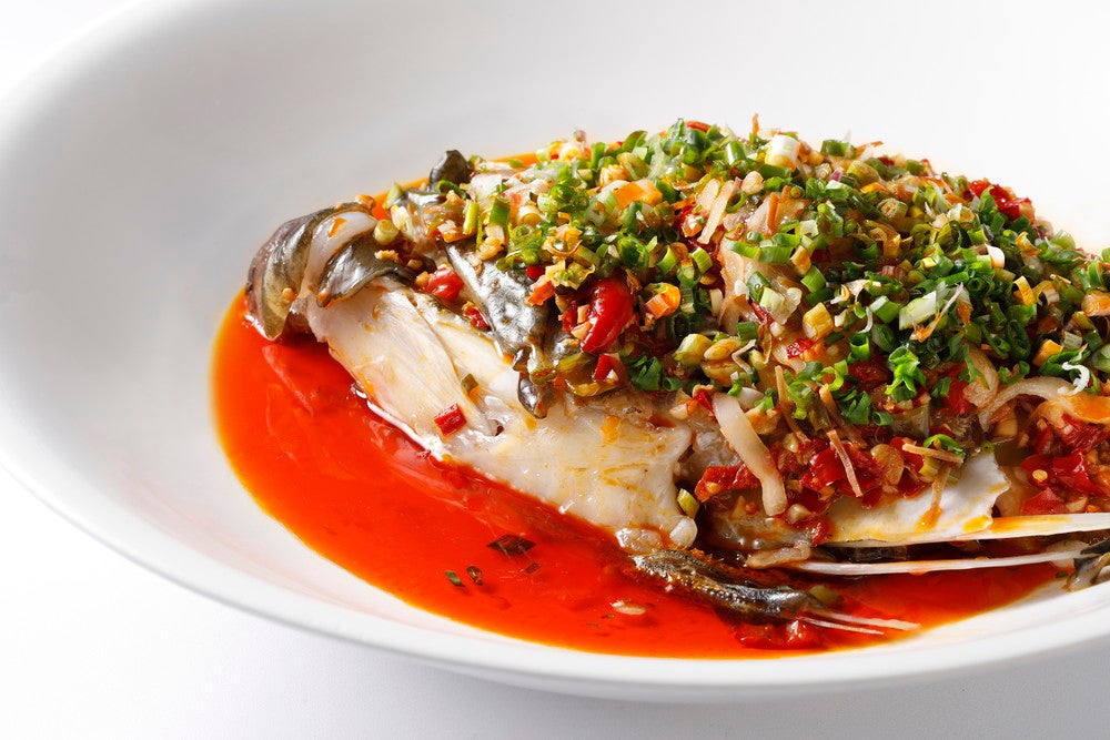 Steamed Grouper Fish Head with Fermented Chilli and Salted Lard（提供画像）