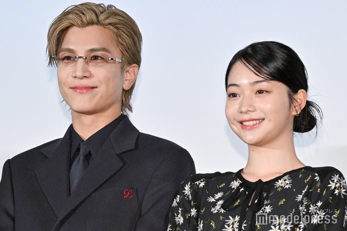 岩田剛典、白鳥玉季(C)モデルプレス