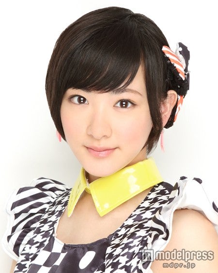 乃木坂46生駒里奈「胸を触るのが好き」　触りたいAKB48メンバーは？