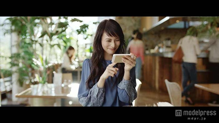 柴咲コウ/クラッシュ・オブ・クランCM「略奪する女」篇より