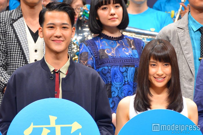 映画「青空エール」で共演した葉山奨之、土屋太鳳(C)モデルプレス