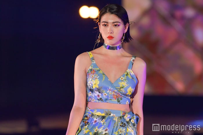 三吉彩花(C)モデルプレス