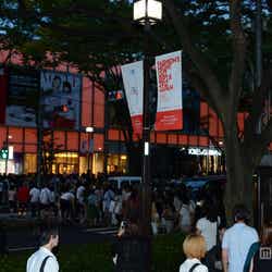 「FASHION’S NIGHT OUT 2012」開催で表参道はお祭り騒ぎに