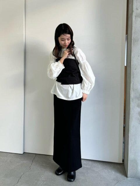 黒スカート コーデ 黒スカートコーデ4