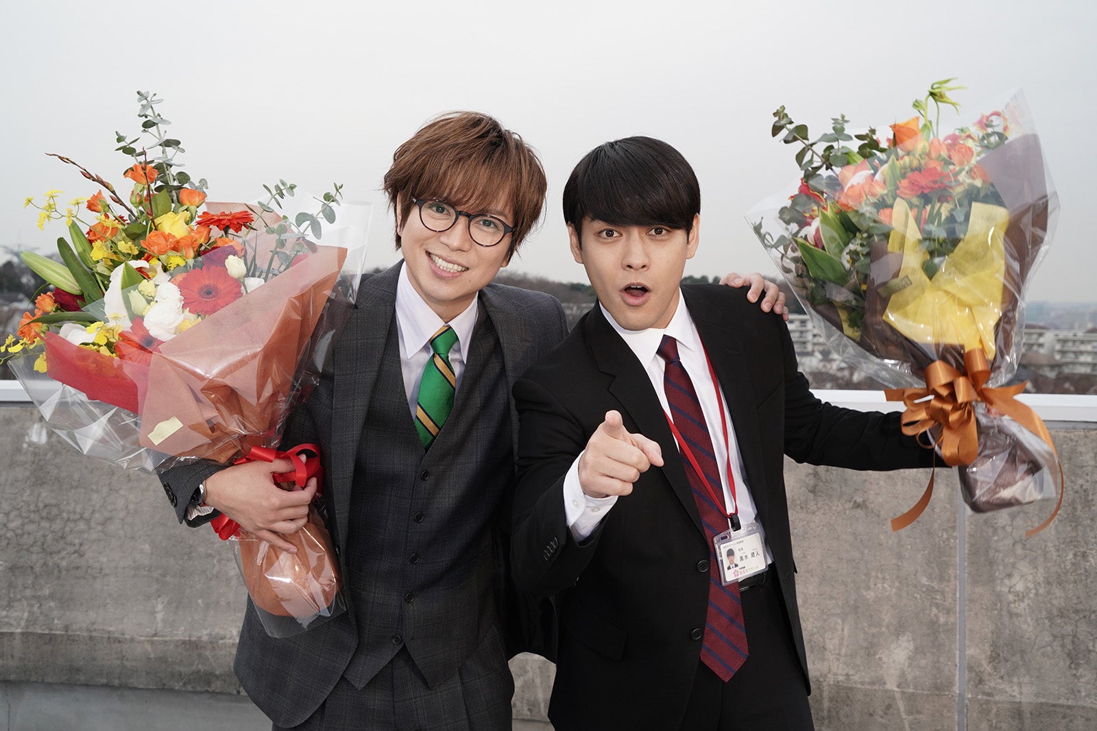 柳楽優弥＆加藤シゲアキ「二月の勝者」クランクアップ　生徒からのサプライズも