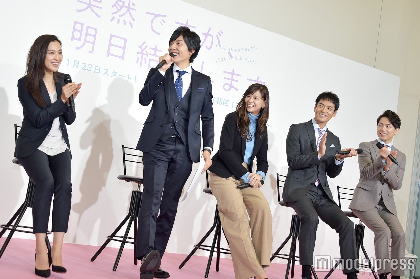（左から）中村アン、山村隆太、西内まりや、沢村一樹、山崎育三郎（C）モデルプレス