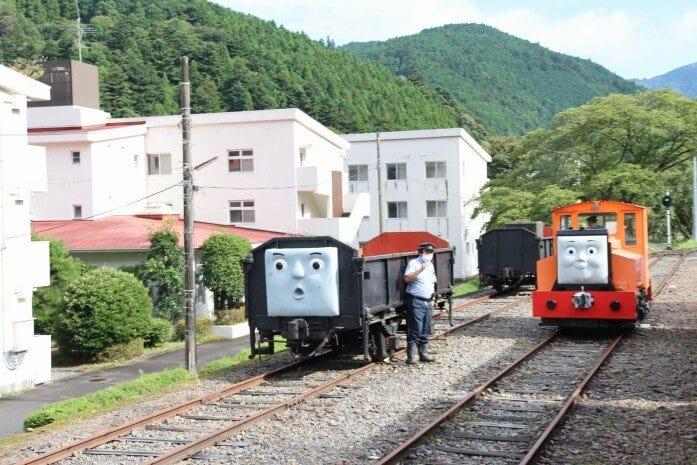 川根両国駅には貨車やラスティが待機中