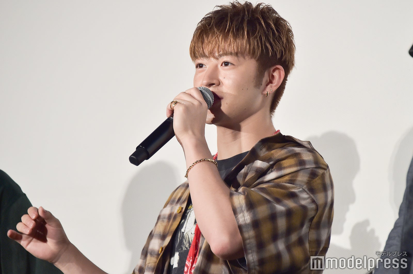 佐野玲於 （C）モデルプレス