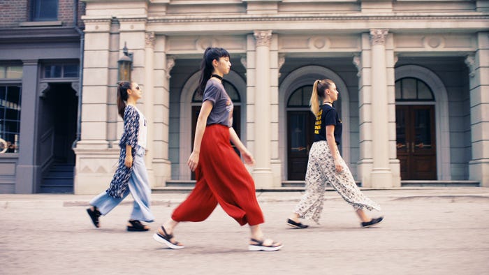 中条あやみ/新CM「パラッツォパンツ」篇より(提供画像)