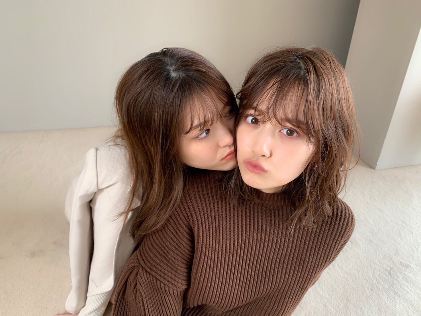 乃木坂46松村沙友理、山下美月にキス“やまっちゅん祭り”にファン歓喜「眼福」「神企画」