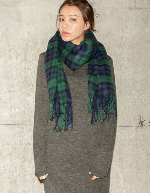 カシミアタッチ大判ポンチョ「Re:EDIT by GALSTAR」1,249円（税込）／画像提供：Re:EDIT by GALSTAR