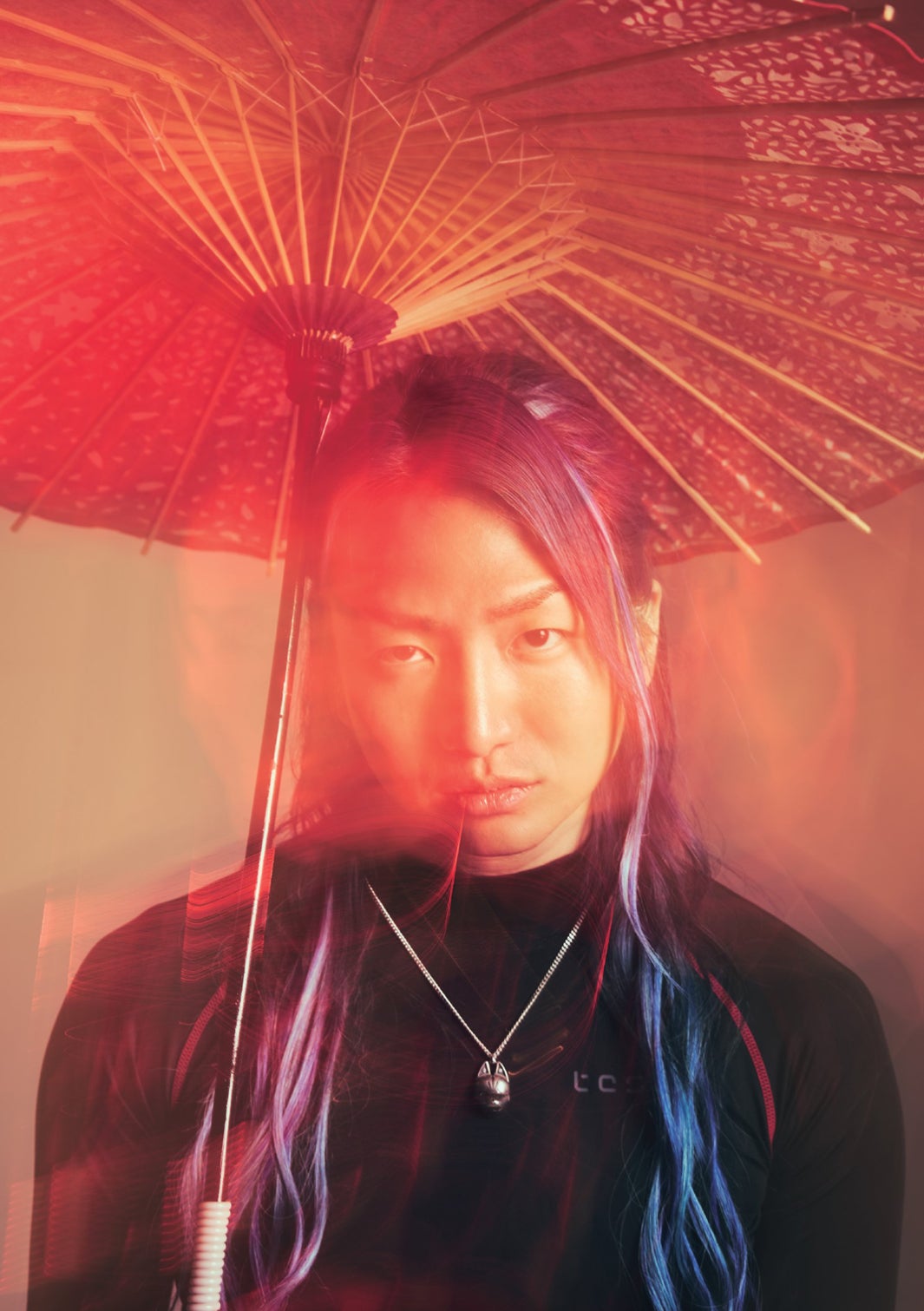 DJ社長「大炎上 レペゼンフォックス1stArtistBOOK」（画像提供：宝島社）