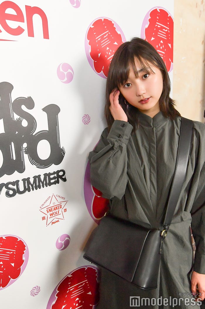 鈴木友菜(C)モデルプレス