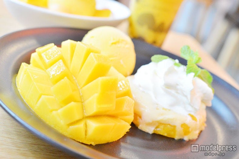 完熟マンゴーの魅力たっぷり、タイの人気フルーツカフェ