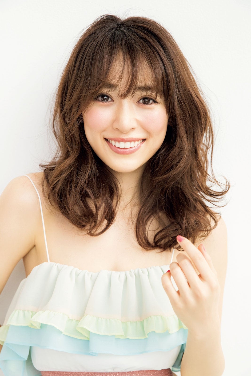 泉里香／「VOCE」7月号（画像提供：講談社）