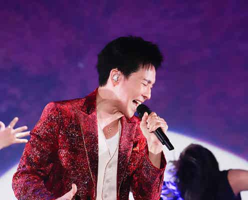 郷ひろみ、50周年記念式典で声詰まらせファンに感謝 デビュー曲秘話も