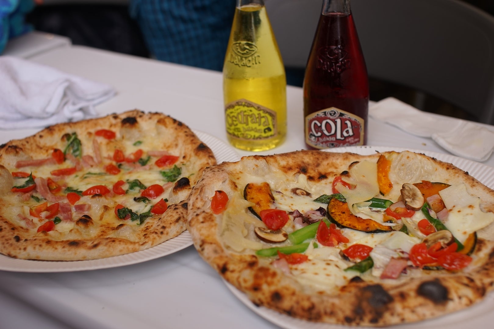 本格ナポリピッツァは1枚1,000円／画像提供：コムーネ汐留