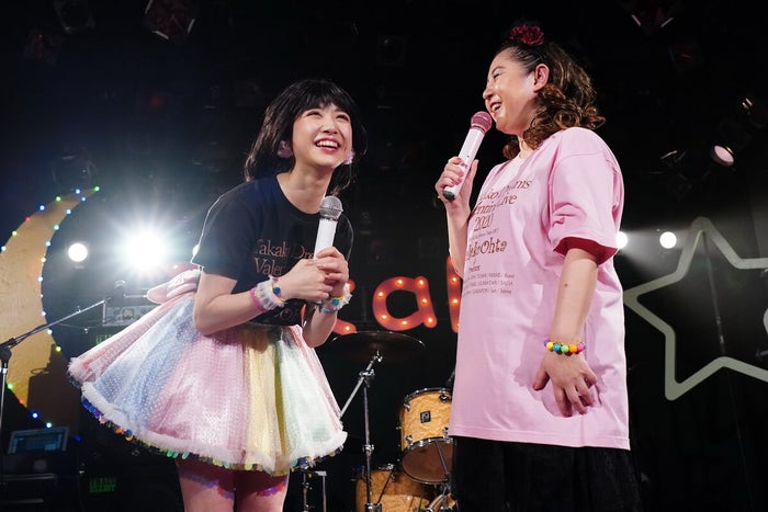 新井ひとみ デリケートに好きして で太田貴子と夢の共演 モデルプレス 新井ひとみ デリケートに好きして で太田貴子と夢の共演 モデルプレス