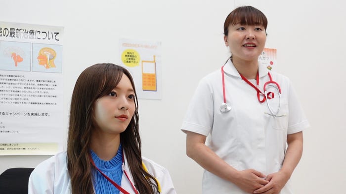 梅澤美波、吉住(C)日本テレビ