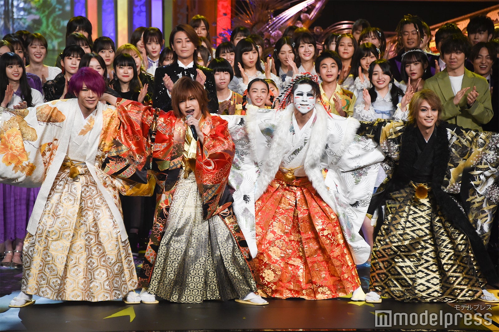 オープニング （C）モデルプレス